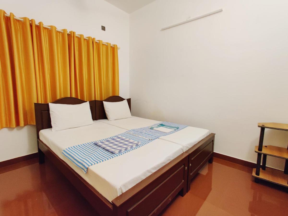 Calvin'S Inn Kochi Exterior foto