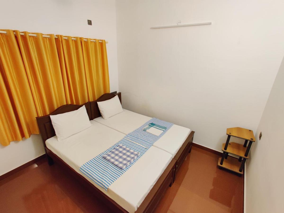 Calvin'S Inn Kochi Exterior foto