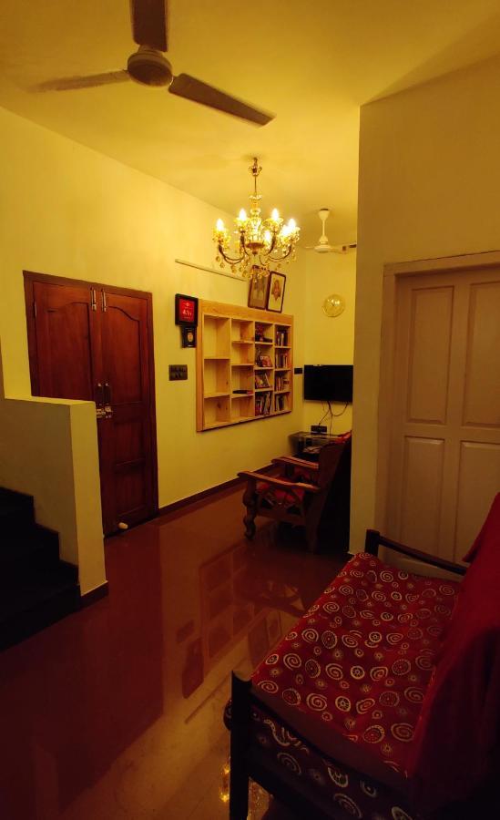 Calvin'S Inn Kochi Exterior foto