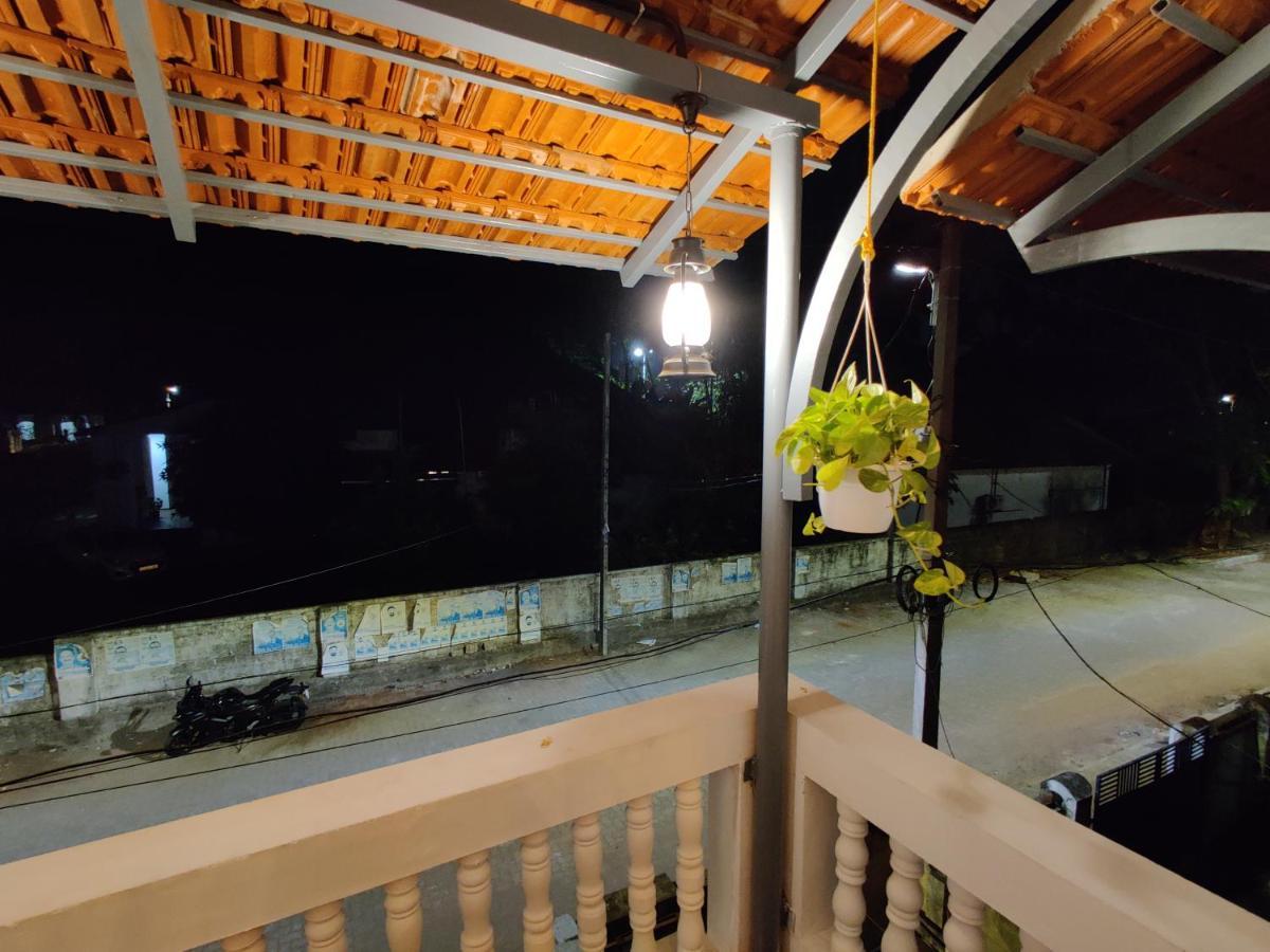 Calvin'S Inn Kochi Exterior foto